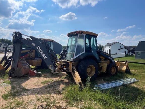 Image of John Deere 410K equipment image 1