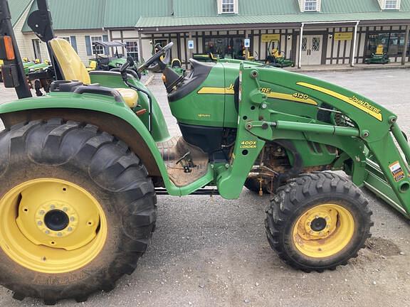 Image of John Deere 4120 equipment image 3