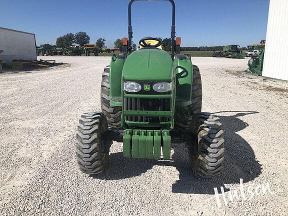 Image of John Deere 4120 equipment image 1