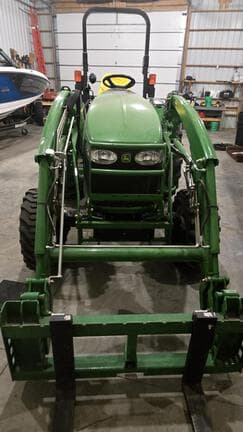 Image of John Deere 4120 Primary image