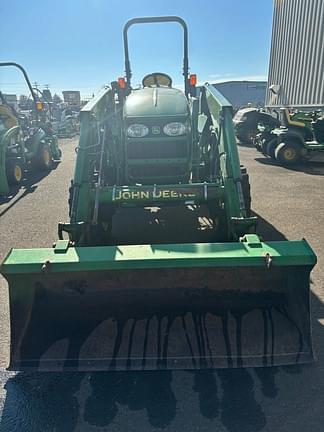 Image of John Deere 4120 equipment image 3