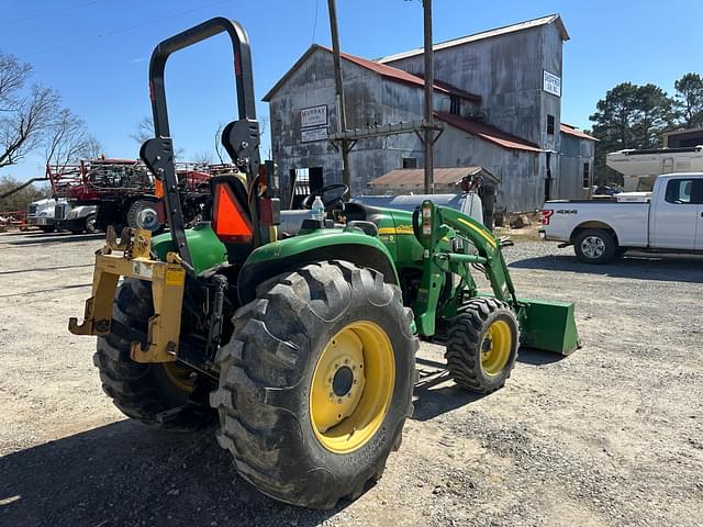 Image of John Deere 4120 equipment image 2