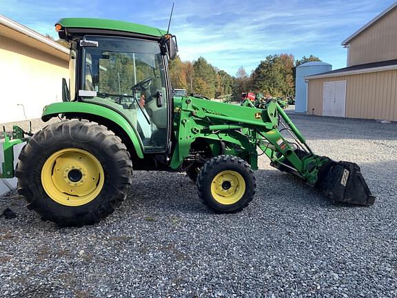 Image of John Deere 4320 equipment image 1