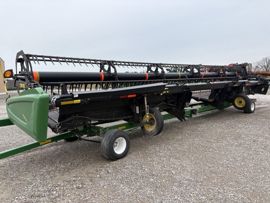 2013 John Deere 435D Equipment Image0