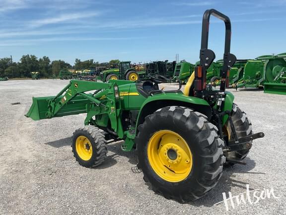 Image of John Deere 4520 equipment image 3