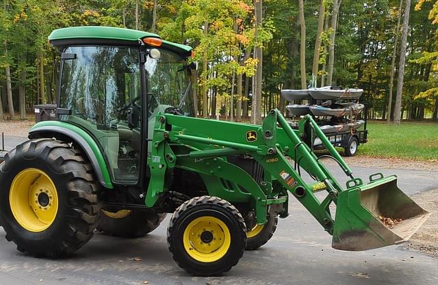 Image of John Deere 4520 equipment image 4