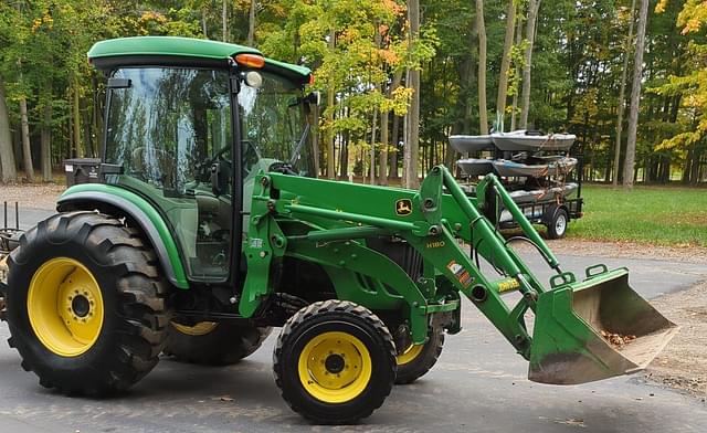 Image of John Deere 4520 equipment image 3