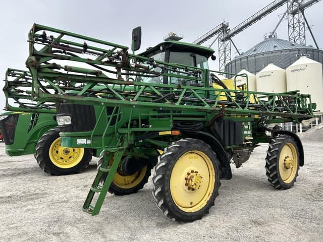 Image of John Deere 4630 equipment image 1