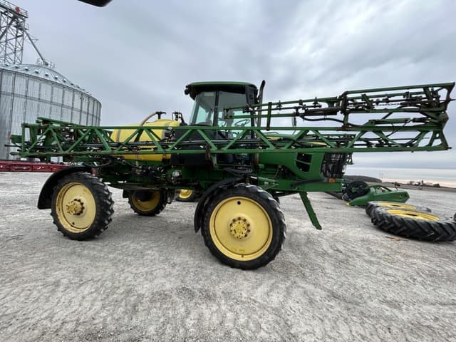 Image of John Deere 4630 equipment image 2