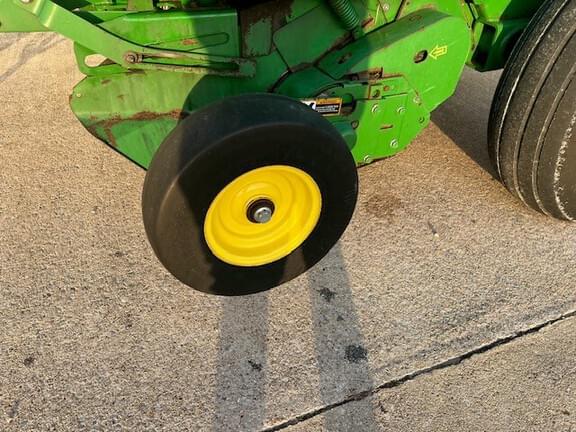 Image of John Deere 469 equipment image 3