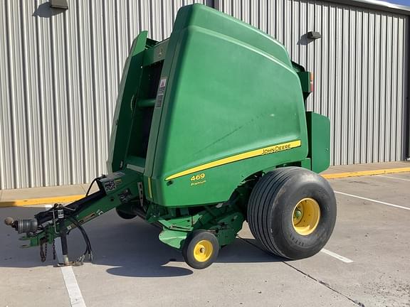 Image of John Deere 469 Premium equipment image 1