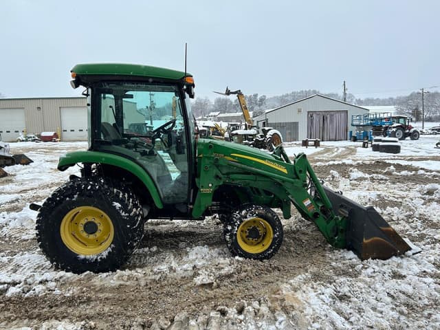 Image of John Deere 4720 equipment image 4