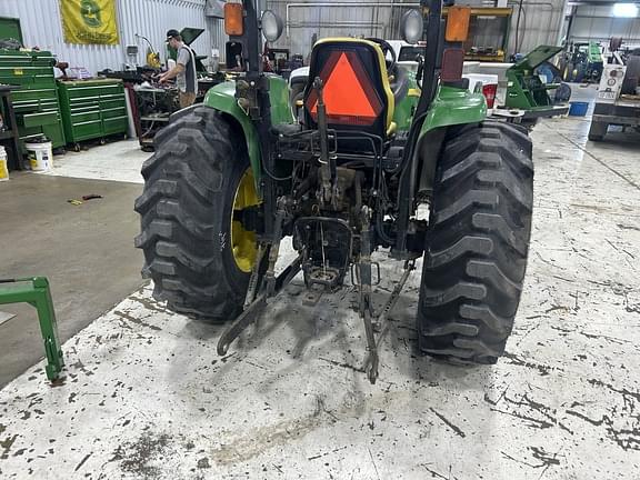 Image of John Deere 4720 equipment image 3