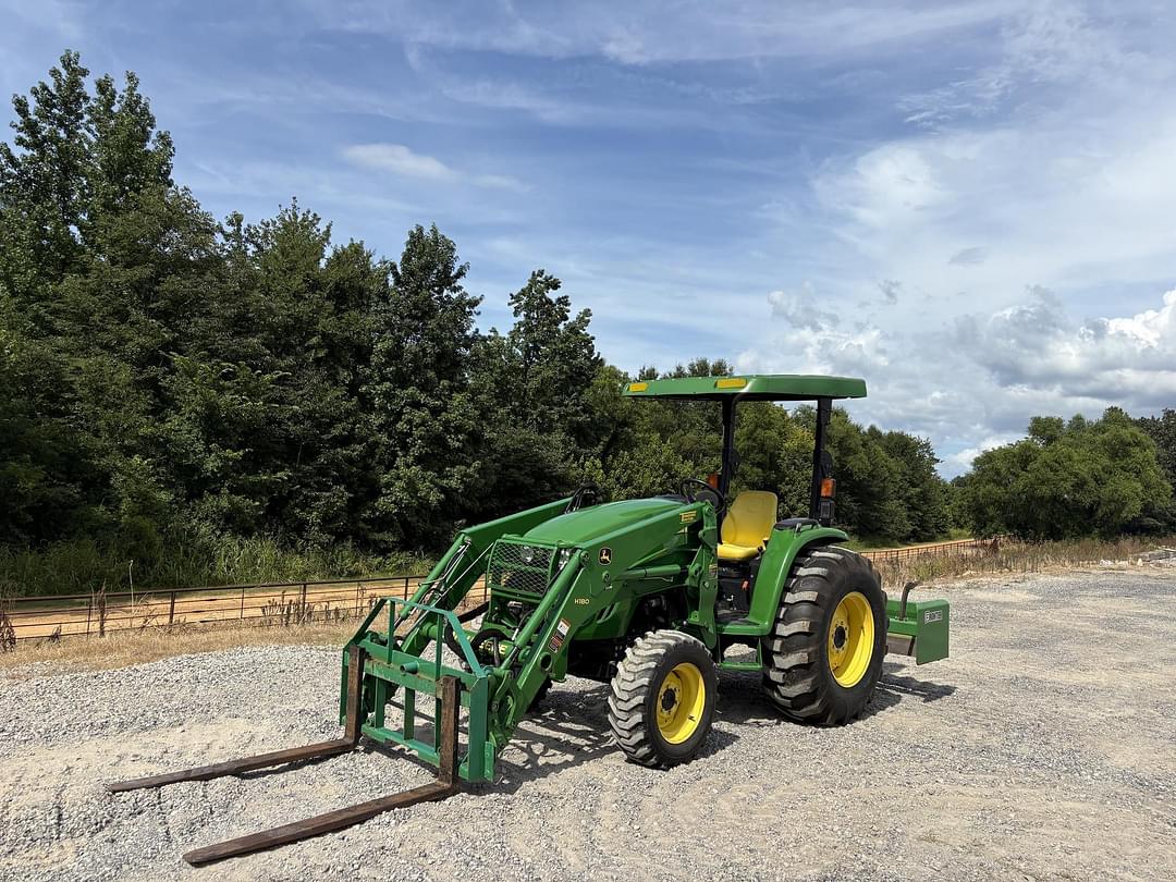 Image of John Deere 4720 Primary image