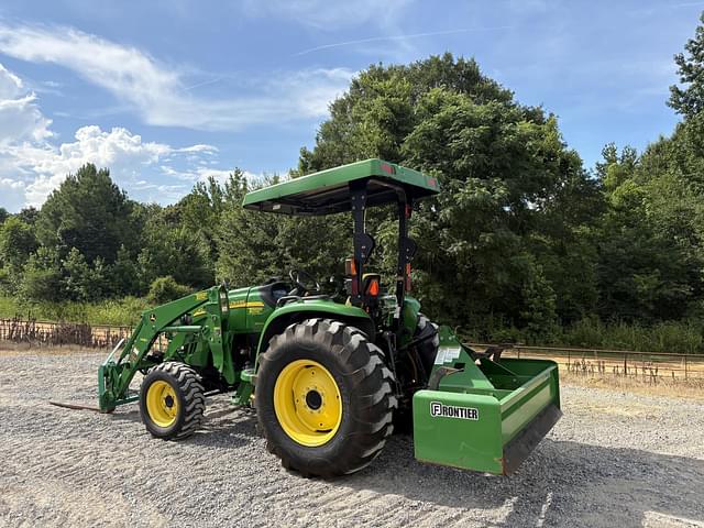 Image of John Deere 4720 equipment image 3