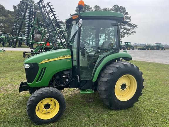 Image of John Deere 4720 equipment image 1