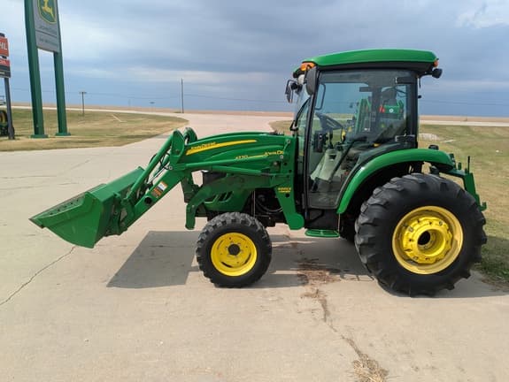 Image of John Deere 4720 equipment image 3