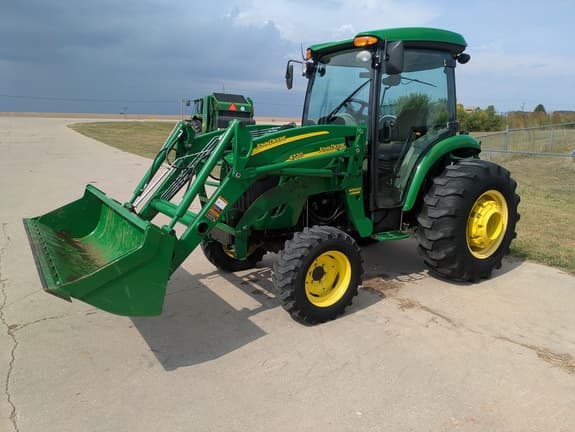 Image of John Deere 4720 equipment image 1