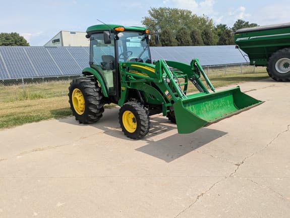 Image of John Deere 4720 equipment image 2