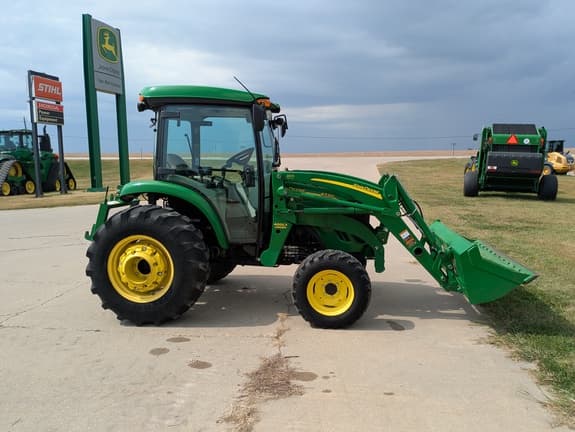 Image of John Deere 4720 equipment image 4