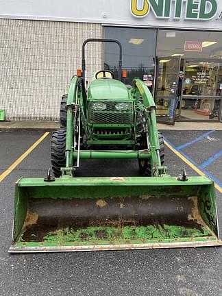 Image of John Deere 4720 equipment image 1