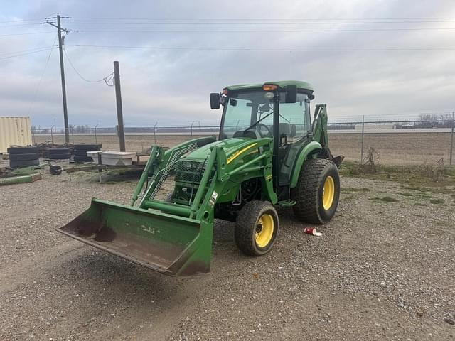 Image of John Deere 4720 equipment image 1