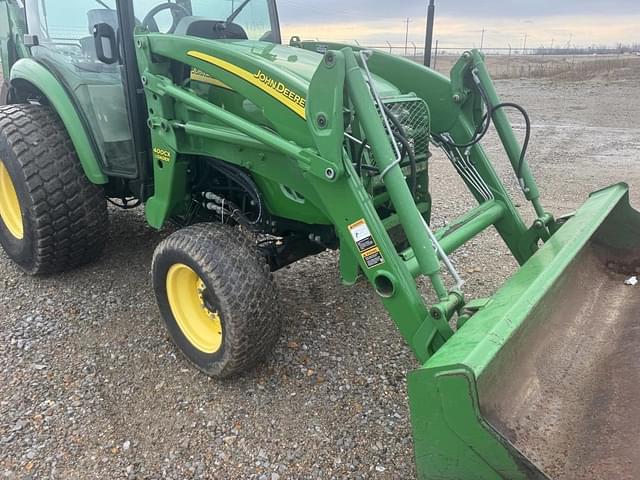 Image of John Deere 4720 equipment image 3