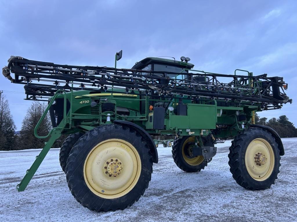 2013 John Deere 4730 Equipment Image0