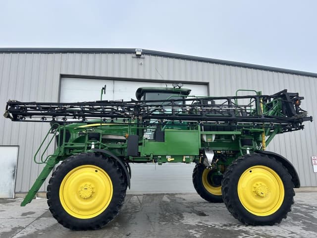 Image of John Deere 4730 equipment image 2