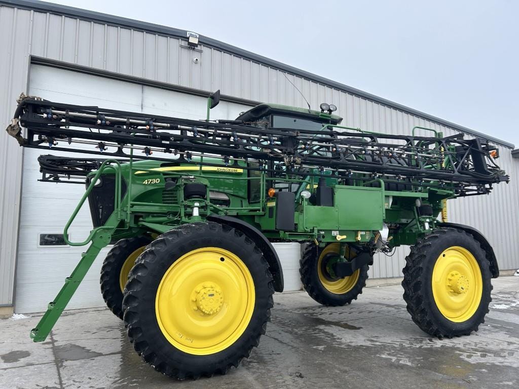 2013 John Deere 4730 Equipment Image0