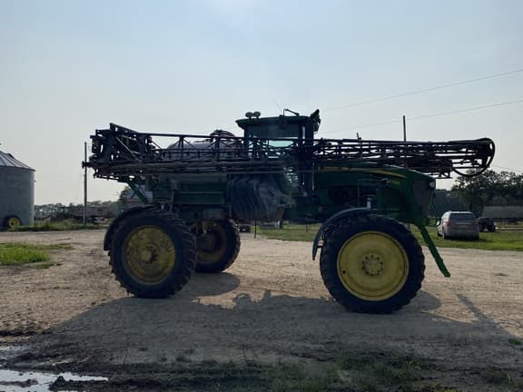 Image of John Deere 4730 equipment image 4