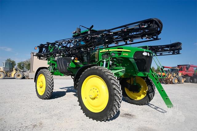 Image of John Deere 4730 equipment image 1