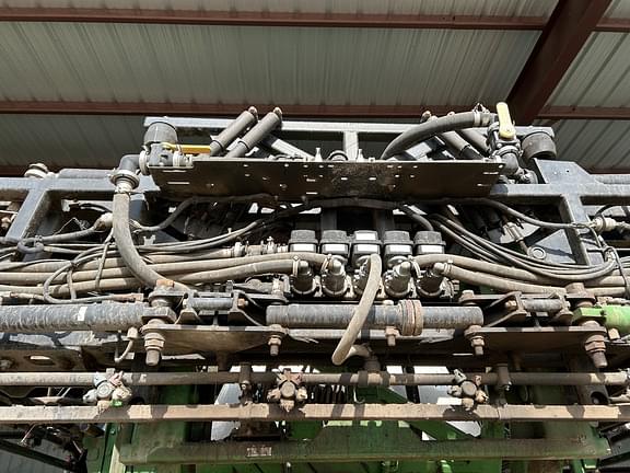 Image of John Deere 4730 equipment image 4
