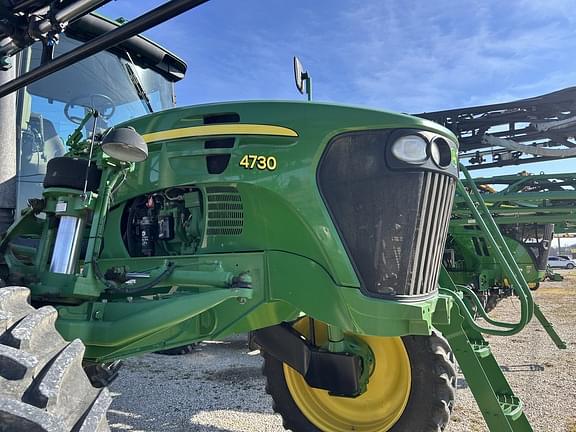 Image of John Deere 4730 equipment image 4