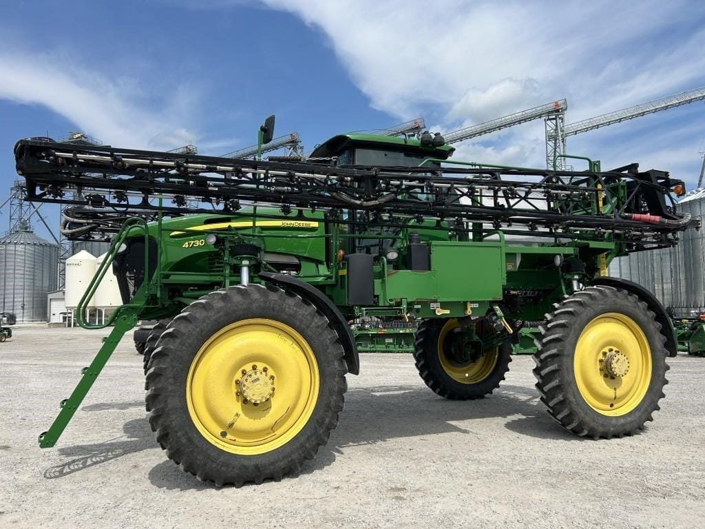 2013 John Deere 4730 Equipment Image0