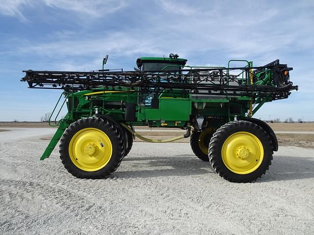 Image of John Deere 4730 equipment image 1