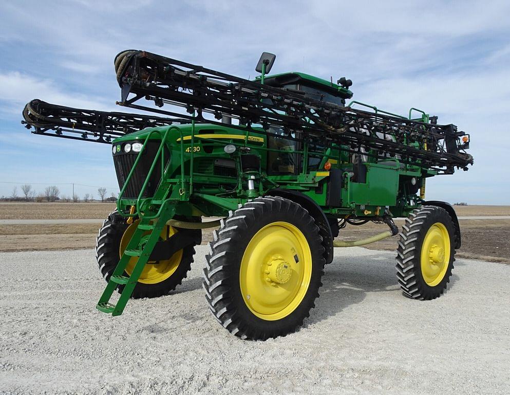 Image of John Deere 4730 Primary image