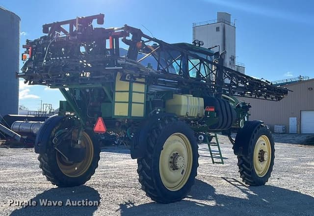 Image of John Deere 4730 equipment image 4