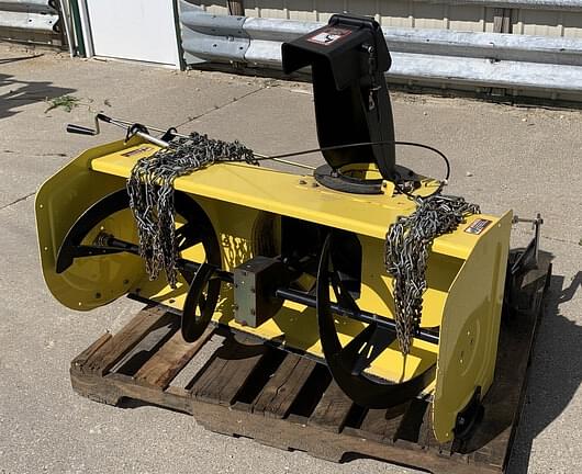 Image of John Deere 47" Snow Blower equipment image 4