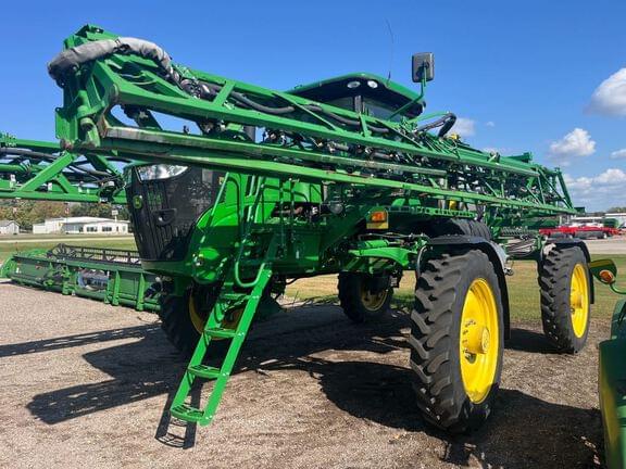 Image of John Deere 4830 Image 0