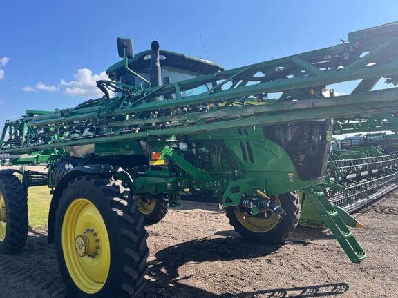 Image of John Deere 4830 Image 1