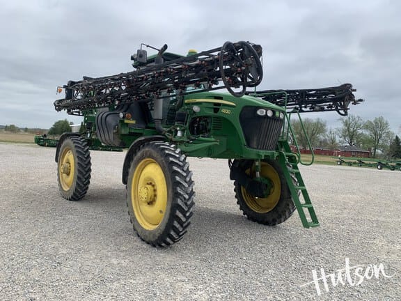 2013 John Deere 4830 Equipment Image0