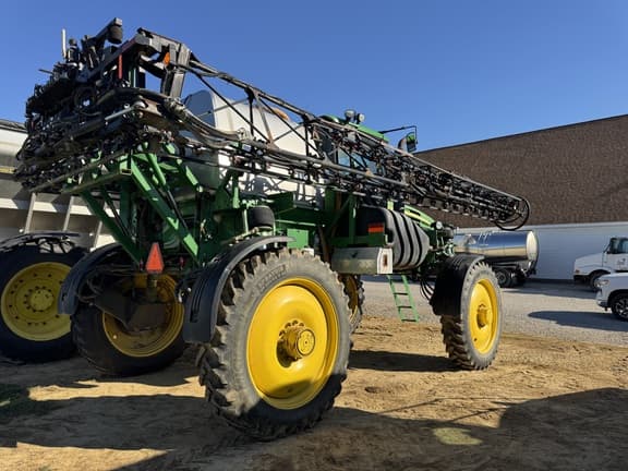 Image of John Deere 4830 equipment image 4