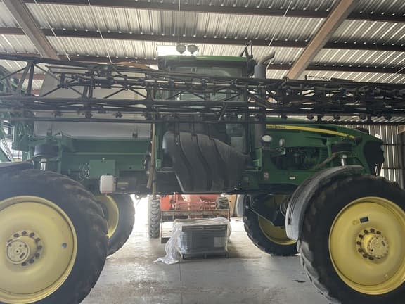 Image of John Deere 4830 equipment image 1