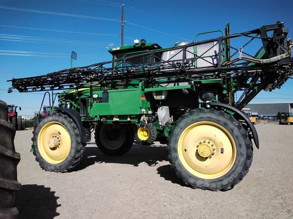Image of John Deere 4830 equipment image 1