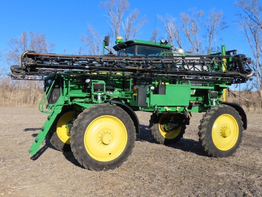 Main image John Deere 4830