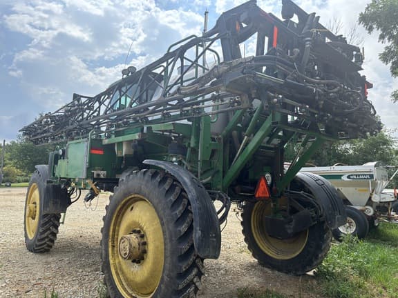 Image of John Deere 4830 equipment image 1