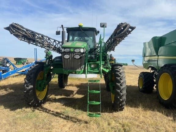 Image of John Deere 4830 equipment image 1