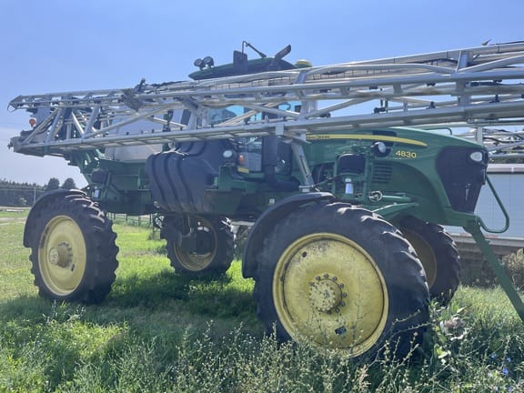 Main image John Deere 4830