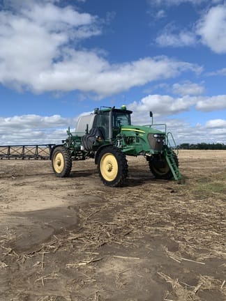 2013 John Deere 4830 Equipment Image0